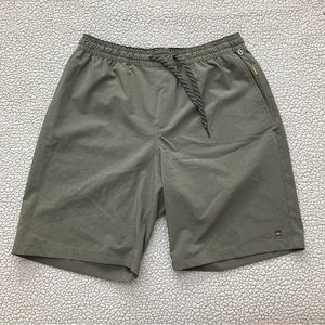 Quiksilver Waterman, men’s M gray shorts/bathing suit. Great shape lightly used